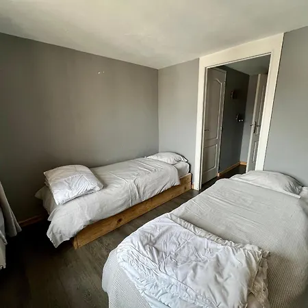 Maison De Maitre Spacieuse Pres De Gerardmer, Ideale Pour Famille Et Amis - Fr-1-589-822 Feriehus